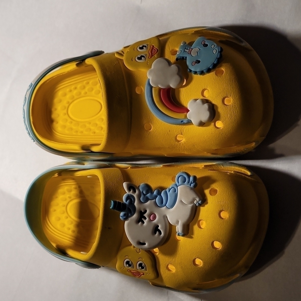 Girls Croc Styled Slipon Shoes